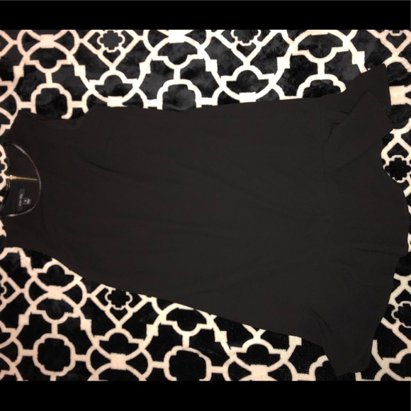 Dress - Picture 1 of 5